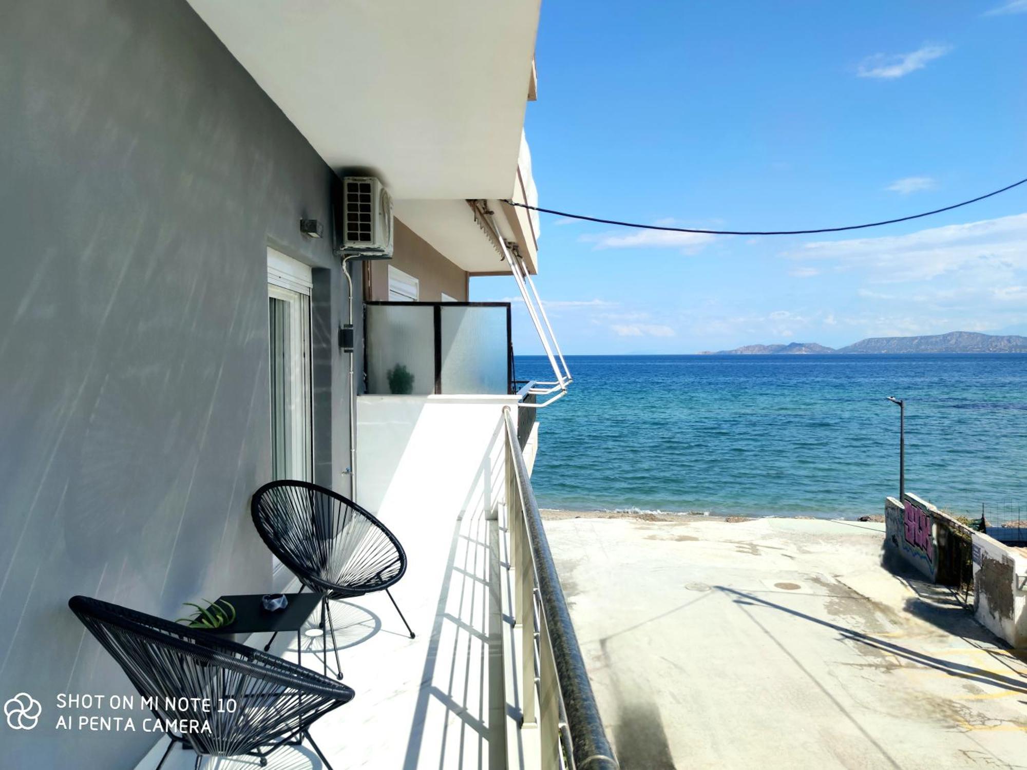 Black & White Seaside House Kalamia Corinth 外观 照片